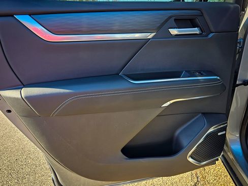 New 2026 GMC Acadia Elevation w/ Elevation Premium Package image 32