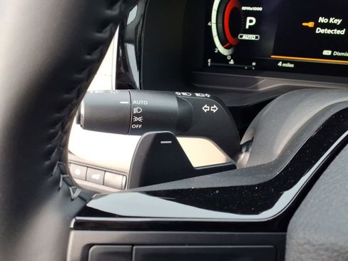 New 2026 Nissan Pathfinder SL image 19