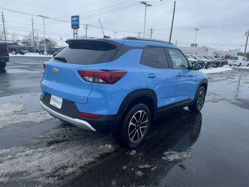 Certified 2024 Chevrolet TrailBlazer LT w/ LT Cold Weather Package image 8