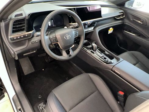 New 2026 Toyota Crown Signia AWD/4WD image 13