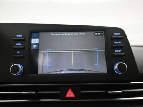 New 2026 Hyundai Elantra SE FWD image 16