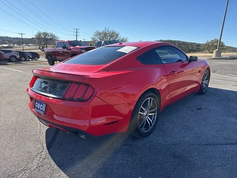 Used 2017 Ford Mustang Premium image 5