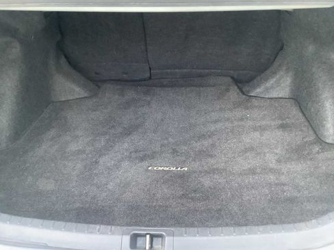 Used 2018 Toyota Corolla XSE w/ Carpet Mat Package (TMS) FWD image 14