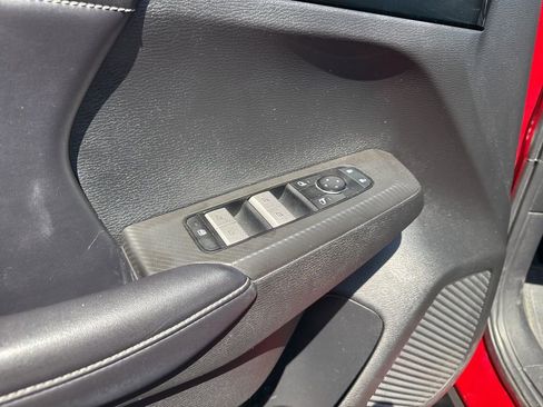 Used 2022 Mitsubishi Outlander SE image 14