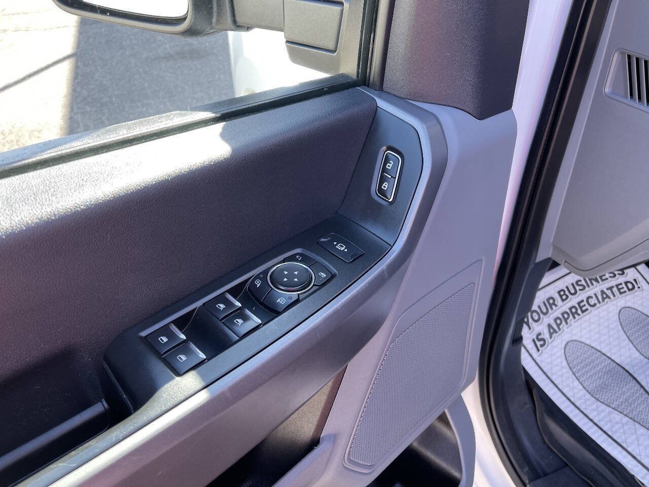 Used 2024 Ford F250 XLT w/ FX4 Off-Road Package AWD/4WD image 9