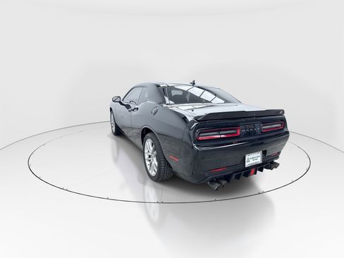 Used 2022 Dodge Challenger GT w/ Plus Package image 6