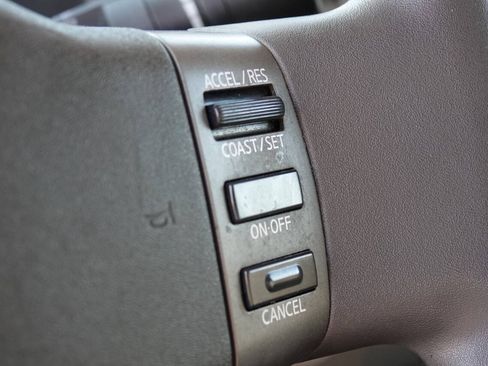 Used 2004 Nissan Titan XE w/ (PRF) Preferred Pkg AWD/4WD image 70