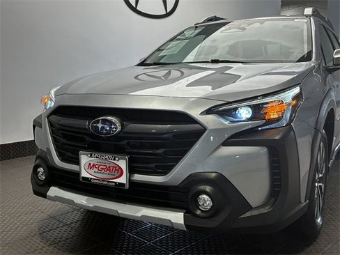 Used 2024 Subaru Outback Touring image 7