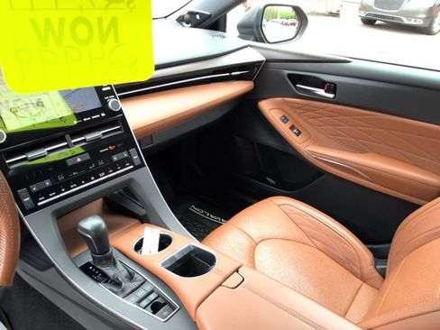Used 2019 Toyota Avalon Limited w/ Advanced Safety Package FWD image 22