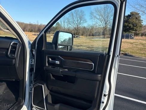 Used 2024 RAM 2500 Laramie w/ Protection Group image 50