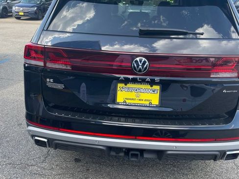 New 2026 Volkswagen Atlas Peak Edition AWD/4WD image 7