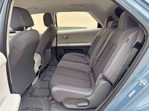 Used 2024 Hyundai Ioniq 5 SE RWD image 35