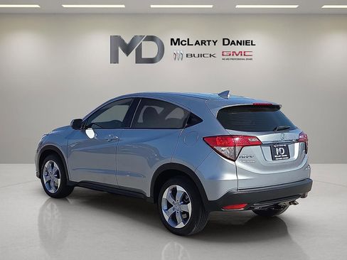 Used 2021 Honda HR-V LX image 4
