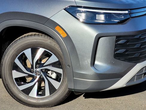 New 2026 Volkswagen Tiguan S image 4