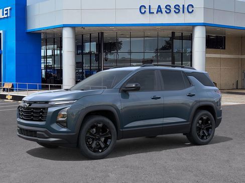 New 2026 Chevrolet Equinox LT image 2