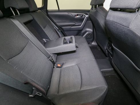 Used 2024 Toyota RAV4 SE w/ Weather & Moonroof Package AWD/4WD image 21