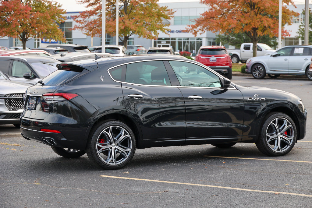Used 2023 Maserati Levante GT AWD/4WD image 22
