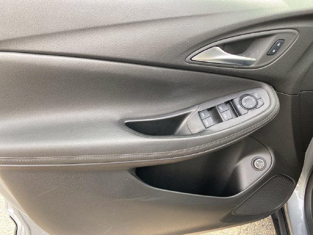 Certified 2024 Buick Encore GX Preferred w/ Comfort Package FWD image 16