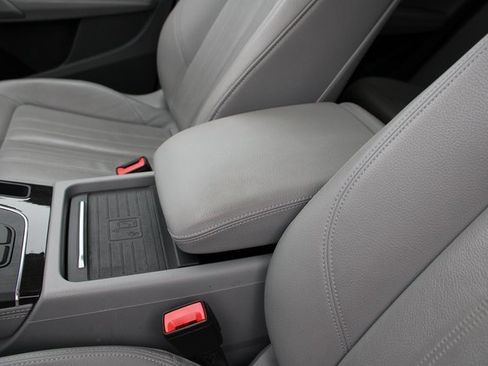 Used 2019 Audi Q5 2.0T Premium Plus w/ Premium Plus Package image 8