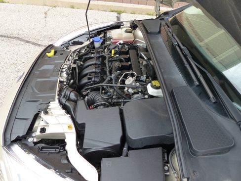 Used 2018 Ford Focus SE FWD image 16