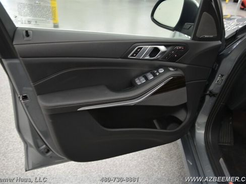 Used 2025 BMW X7 xDrive40i image 40