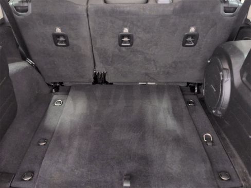 Certified 2019 Jeep Wrangler Unlimited Sahara image 34