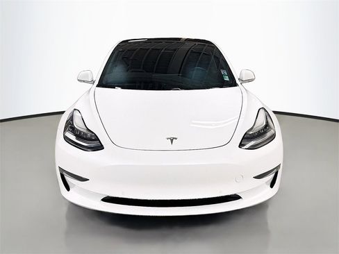 Used 2019 Tesla Model 3 Long Range image 2