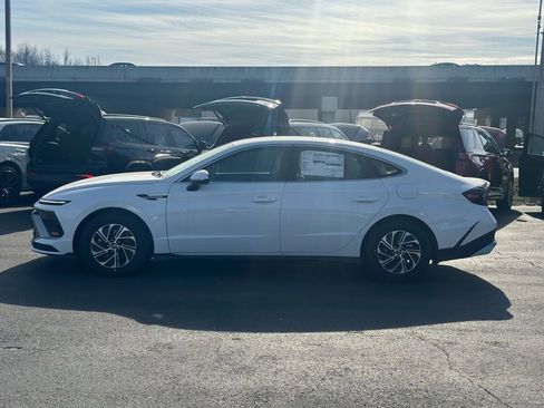New 2026 Hyundai Sonata Blue image 4