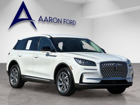 Used 2023 Lincoln Corsair FWD w/ Equipment Group 101A image 8
