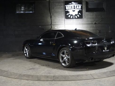 Used 2012 Chevrolet Camaro LS RWD image 3