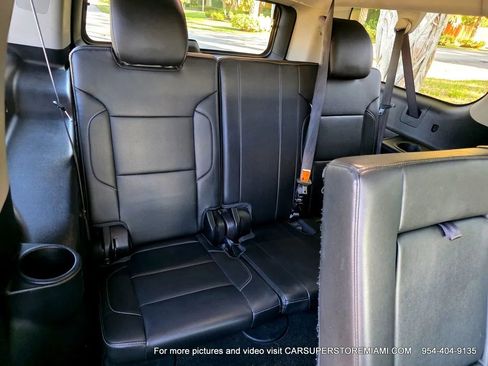 Used 2018 Chevrolet Suburban LT image 39