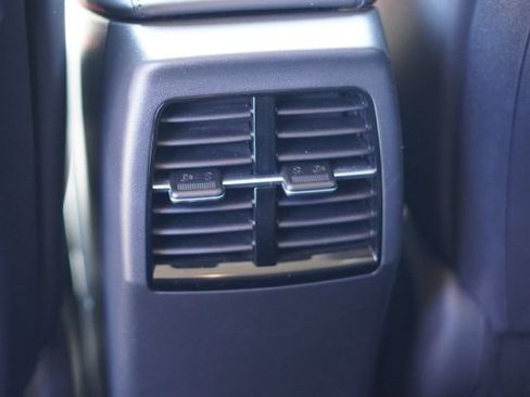Used 2025 Kia Niro EX FWD image 37
