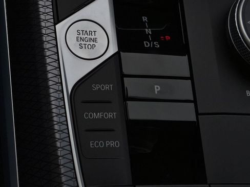 New 2026 BMW 330i xDrive 330i xDrive w/ M Sport Package image 23