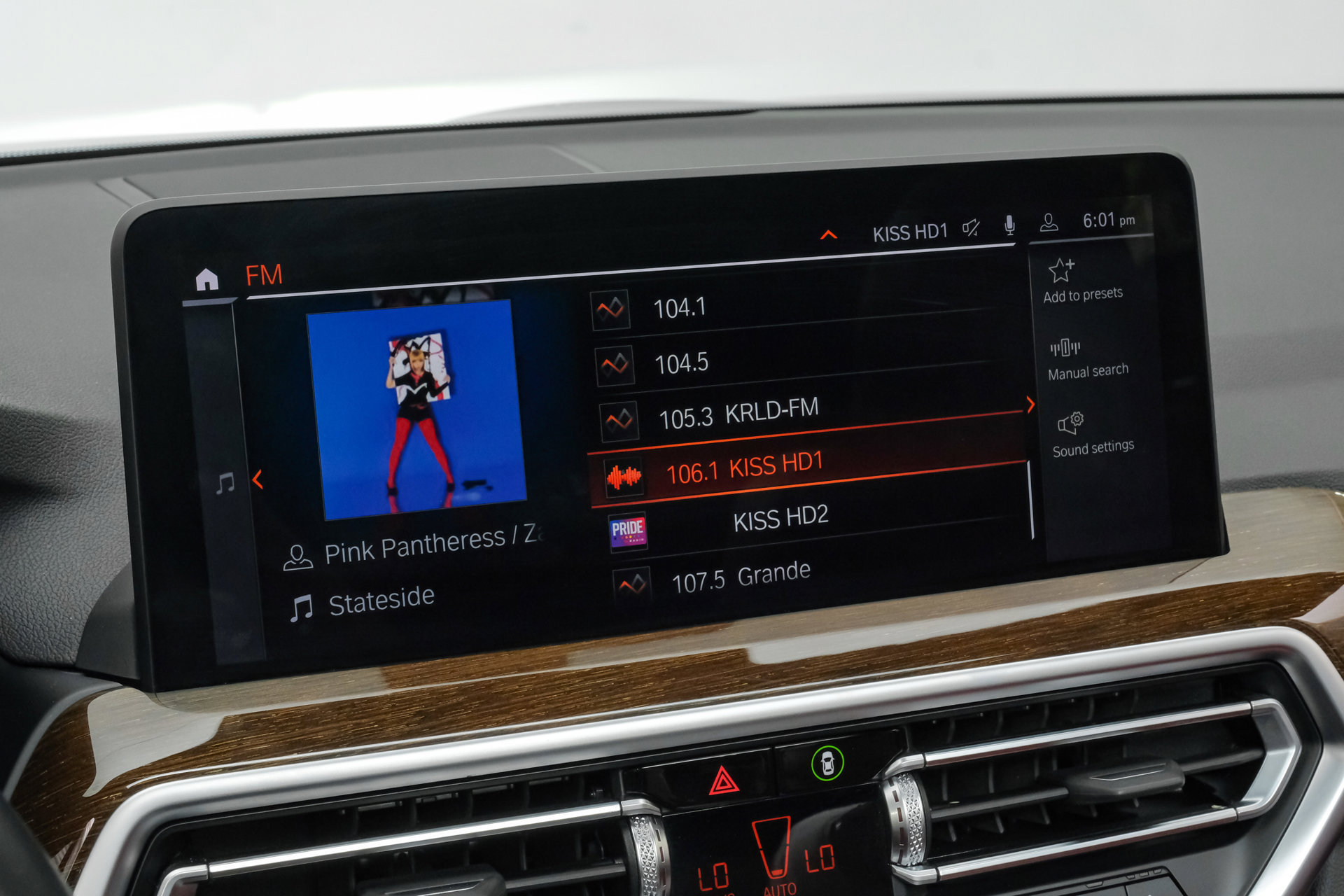 Used 2024 BMW X3 sDrive30i w/ Premium Package RWD image 37