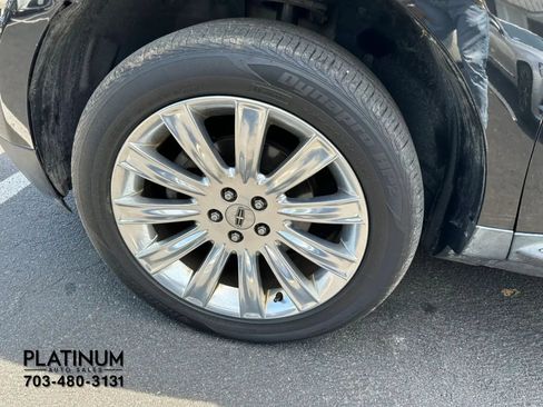 Used 2014 Lincoln MKX AWD w/ Equipment Group 102A image 23