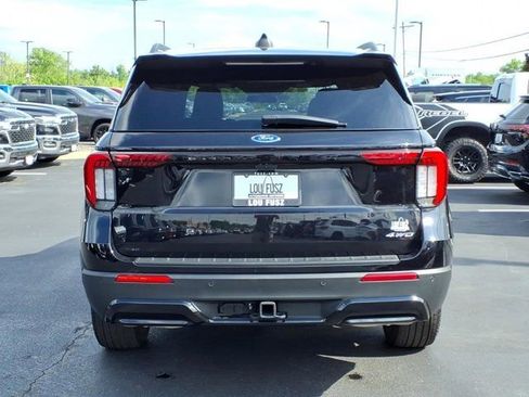 Used 2025 Ford Explorer ST-Line AWD/4WD image 29