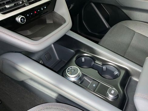 New 2026 Ford Explorer Active RWD image 21