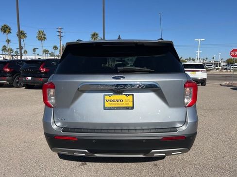 Used 2023 Ford Explorer XLT w/ Equipment Group 202A image 4