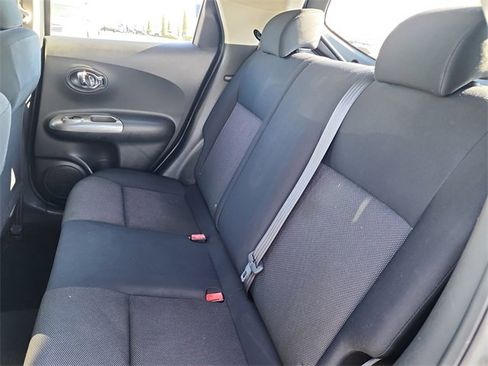 Used 2012 Nissan Juke S image 16
