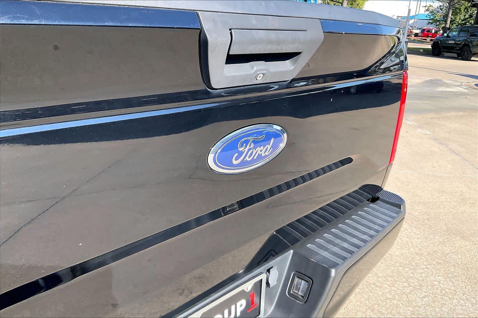 Used 2017 Ford F150 XL w/ Equipment Group 101A Mid AWD/4WD image 30