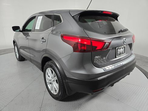 Used 2017 Nissan Rogue Sport S w/ S Appearance Package FWD image 6