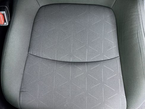 Certified 2024 Toyota RAV4 XLE AWD/4WD image 18