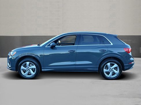 Used 2020 Audi Q3 2.0T Premium image 3
