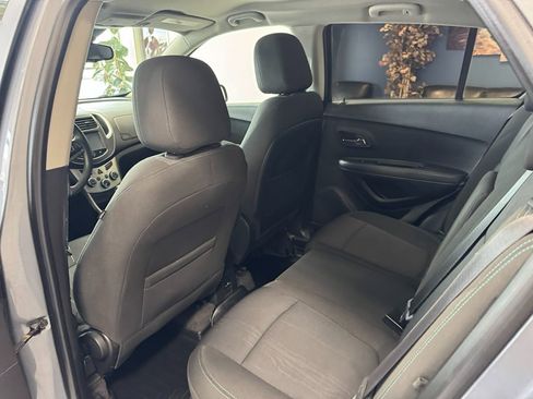 Used 2015 Chevrolet Trax LT image 40