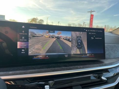 Used 2023 BMW X7 xDrive40i w/ M Sport Package image 26