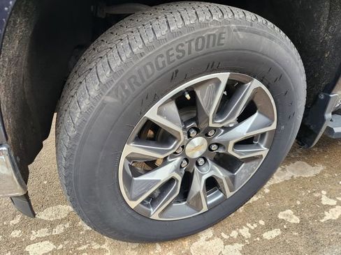 Used 2023 Chevrolet Silverado 1500 LT image 10