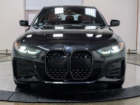 Used 2023 BMW i4 eDrive40 w/ M Sport Package image 3