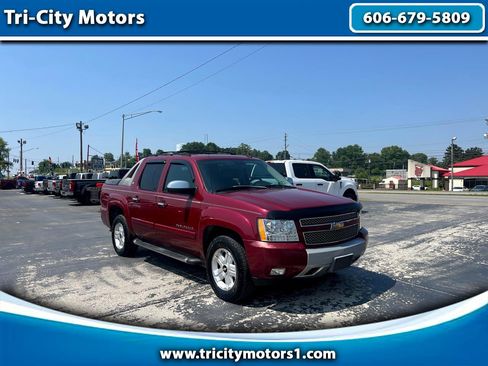 Used 2007 Chevrolet Avalanche LT w/ LT Preferred Equipment Group image 1