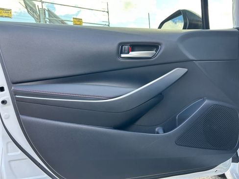 Used 2024 Toyota Corolla SE w/ SE Premium Package image 22