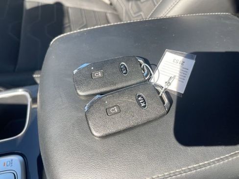 Used 2021 Kia Telluride SX image 23